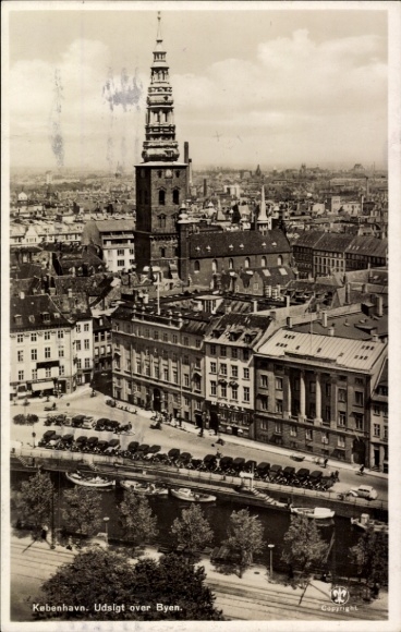 KP København Kopenhaga Dania, widok na miasto z wieżą kościoła, samochodami, kanałem