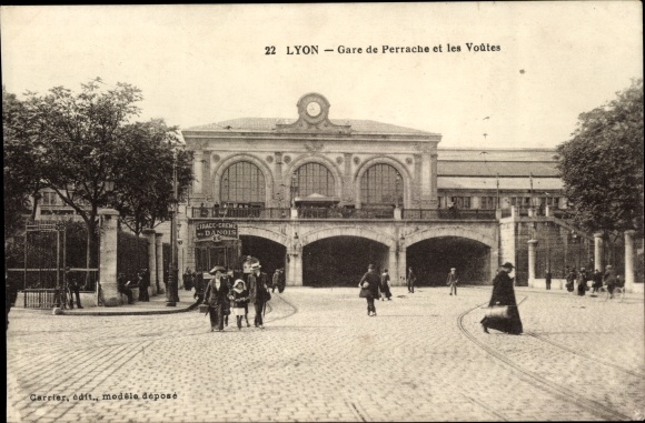 Postcard Lyon Rhône, Perrache station and the vaults