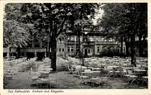 Ak Bad Rothenfelde am Teutoburger Wald, Kaffeehaus und Küchgarten, leere Tische, Bäume