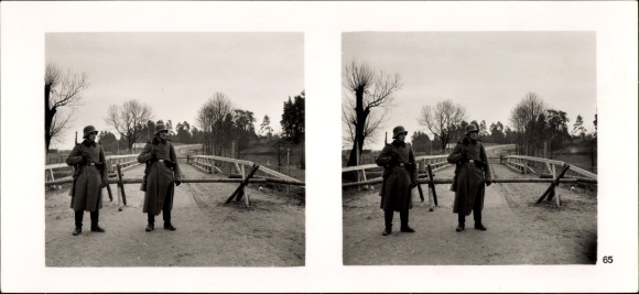 Stereo spatial image photo &quot;The soldiers of the Führer in the field&quot;, No. 65, Augustow
