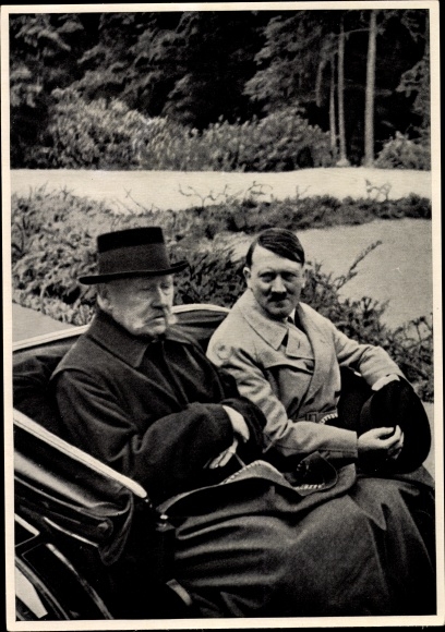 Collective picture Germany awakens 151, Chancellor Adolf Hitler, President Hindenburg, Neudeck