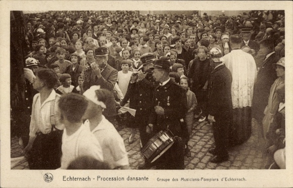 Postcard Echternach Luxembourg, dancing procession, band, many children and adults