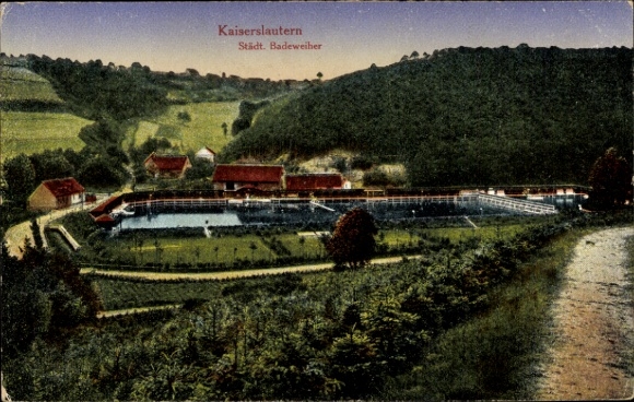 Postcard Kaiserslautern in Rhineland Palatinate, view of the municipal bathing pond and surroundings