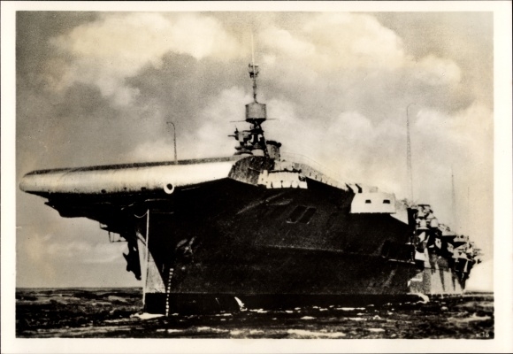 Photo British warship, Illustrious, aircraft carrier