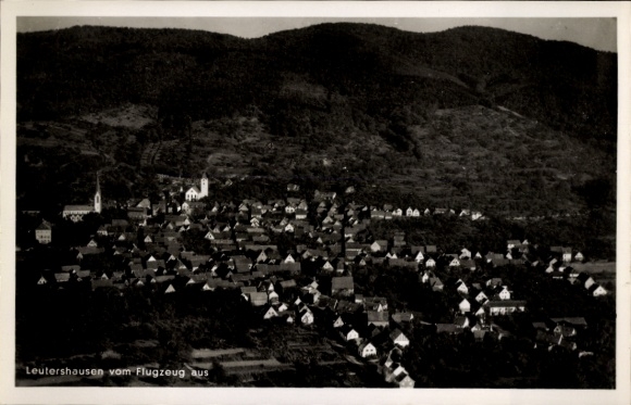 Postcard Leutershausen Hirschberg an der Bergstraße, aerial photograph of the village