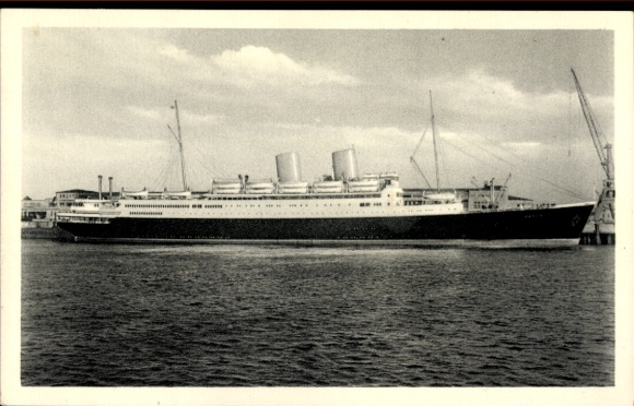 foto stoomschip MS Berlin, Norddeutscher Lloyd Bremen, zicht stuurboord