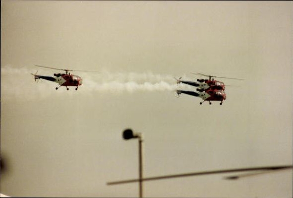 Set von 100 Fotos Flugzeuge und  Hubschrauber