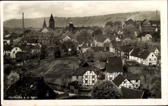 Ak Herdecke aan het Ruhrgebied, stadsgezicht, vakwerkhuizen, kerk, landschap