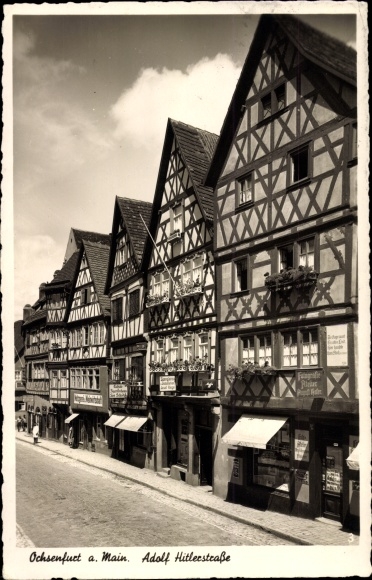 Ak Ochsenfurt am Main Unterfranken, Adolf Hitler Straße, Fachwerkhäuser