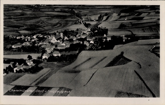Ansichtkaart Chammünster Cham Oberpfalz, luchtfoto van velden en gebouwen, postachterkant