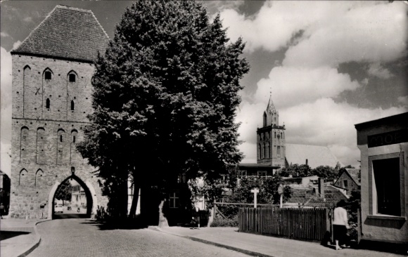 KP Pasewalk w Meklemburgii na Pomorzu Przednim, Prenzlauer Tor, wieża