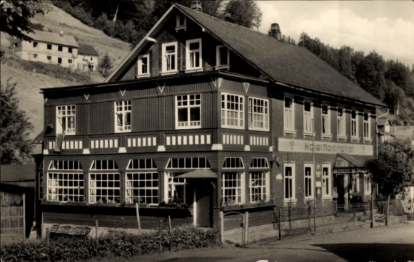 Ak Dietzhausen Suhl in het Thüringer Woud, Hotel Monosho, pension, houten gebouw, landschap op de achtergrond