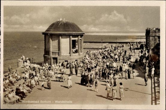 10 old PCs Insel Borkum, various views