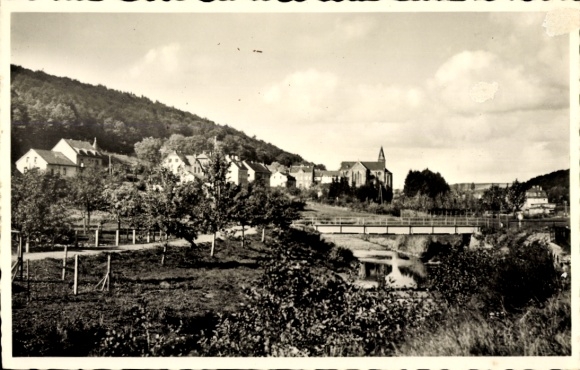 Postcard Jünkerath in the Eifel, partial view, church