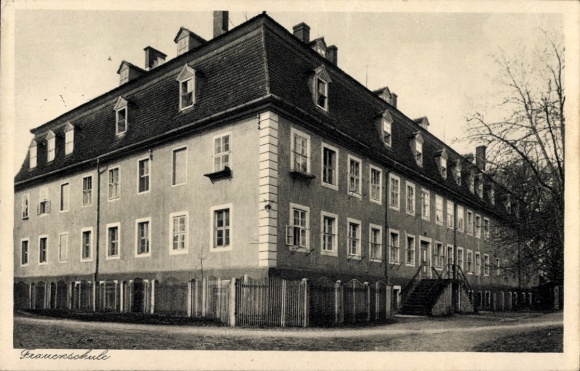 KP Neudietendorf w Turyngii, Erdmuth Dorotheenschule, szkoła żeńska Kościoła Morawskiego