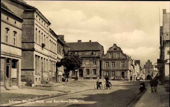 Postcard Tribsees in Mecklenburg-Western Pomerania, market, Karl Marx Strasse
