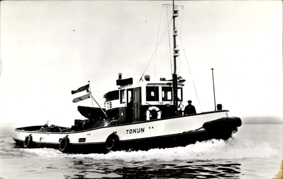 Postcard Dutch tugboat Tonun