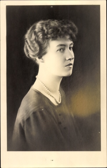 Foto Ak S.A.R. La Grande Duchesse Charlotte de Luxembourg, Portrait