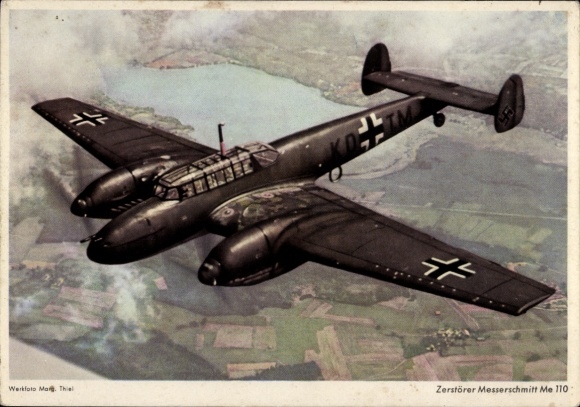 Ak Deutsche Luftwaffe, Kampfflugzeug Messerschmitt Me 110 C, Zerstörer, KD+TM, Werkfoto