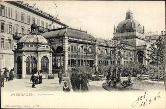 Ak Wiesbaden in Hessen,  Kochbrunnen,  Architektur, Menschen,  von 1905