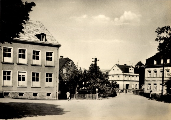 Ak Claußnitz in Mittelsachsen, Schule