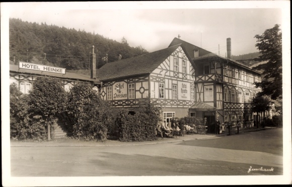 Ak Ötzsch Markkleeberg in Sachsen, Hotel Heinke, Fachwerkhaus, Terrasse, Bäume