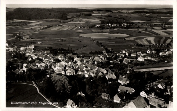 Ak Wilhelmsdorf in Württemberg, Fliegeraufnahme