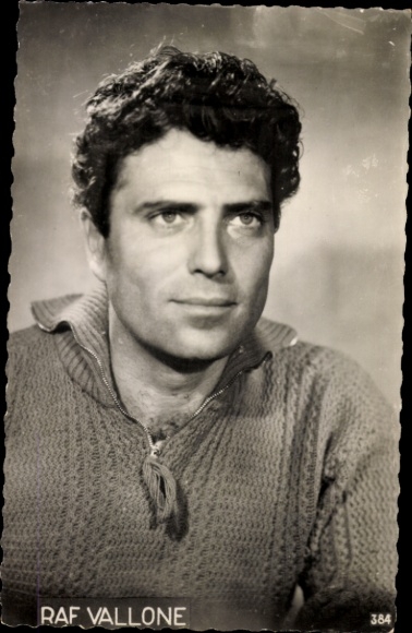 Postcard ActorRaf Vallone, portrait in Knitted Sweater, Korès 384