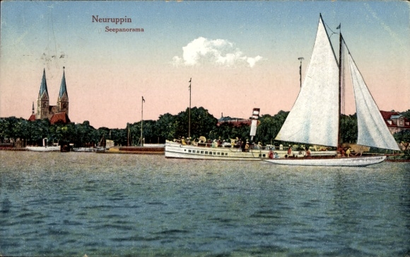 Ak Neuruppin in Brandenburg,  Seepanorama, Segelschiff, zwei Kirchtürme