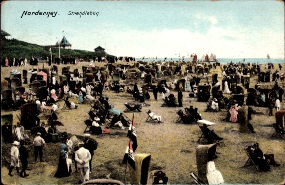 Ak Nordseebad Norderney Ostfriesland, Strandleben, viele Strandkörbe, Menschen in Strandkleidung,