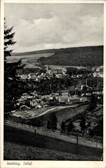 Postcard Bad Berleburg in Westphalia, Berleburg. Castle