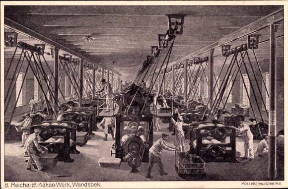 Postcard Hamburg Wandsbek, Reichardt cocoa factory, porcelain rolling mills, workers