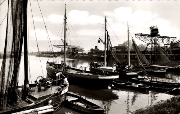 Ak Gernsheim am Rhein Hessen, Oberer Hafen, Handelshafen