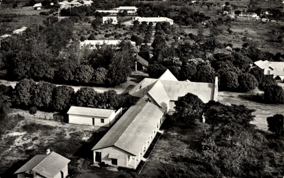 Ak Bouar Zentralafrikanische Republik, Monastere des Clarisses, Fliegeraufnahme