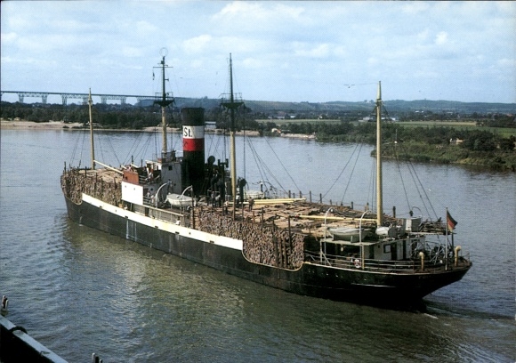 Ak Fritz Hugo Stinnes vervoert mijnbouwhout voor Engeland, Kielerkanaal