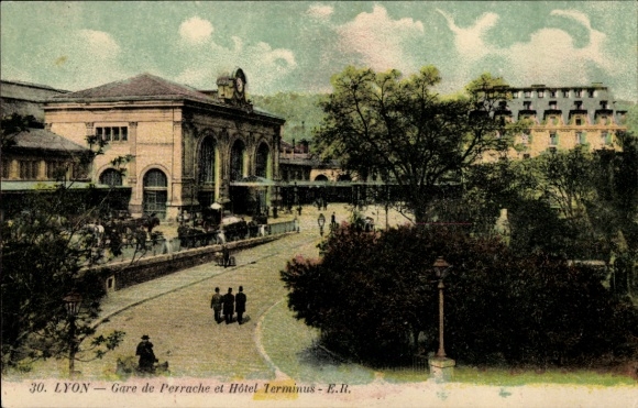 PC Lyon Rhône, Perrache train station and Hôtel Terminus