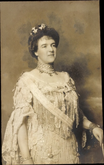 Ak Königin Amélie von Portugal, Amélie d’Orléans, Portrait