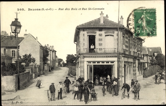 Postcard Bezons Val d&#39;Oise, Rue des Bois, Rue Saint Germain