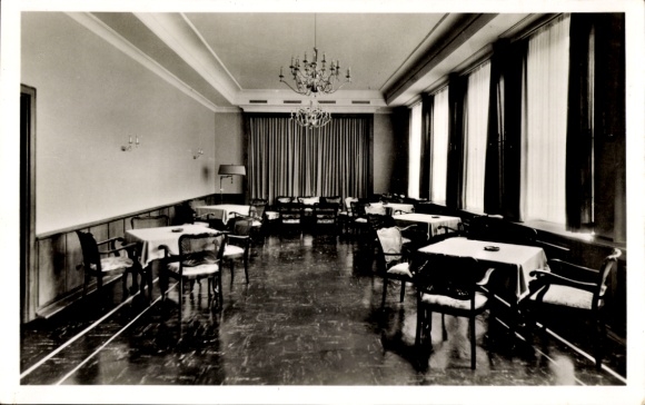 Postcard Festenburg Altenau Schulenberg Clausthal Zellerfeld in the Upper Harz, interior view of the reading room...