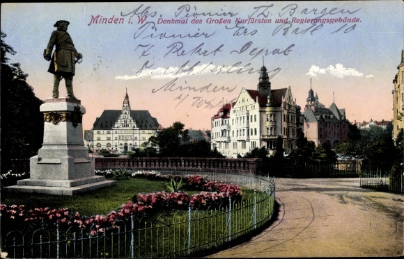 PC Minden in Westphalia, monument to the Great Elector and government building