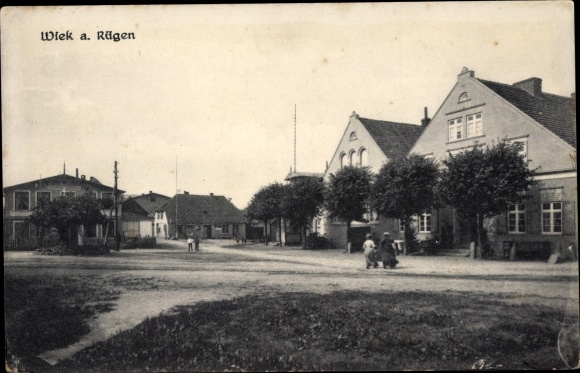 Ak Wiek op het eiland Rügen, kavel in de stad, huizen
