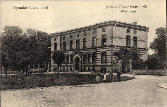 PC Berlin Spandau Haselhorst, army canning factory, residential building