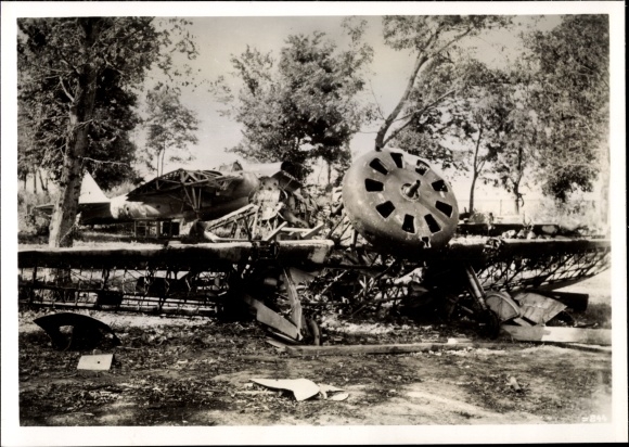 Photo Hoffmann, H., Destroyed Russian Aircraft, October 1941