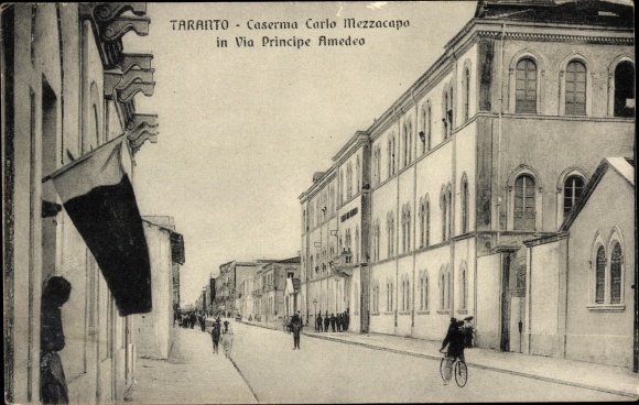 KP Taranto Taranto Apulia, Casema Carlo Mezzacapo przy Via Principe Amedeo