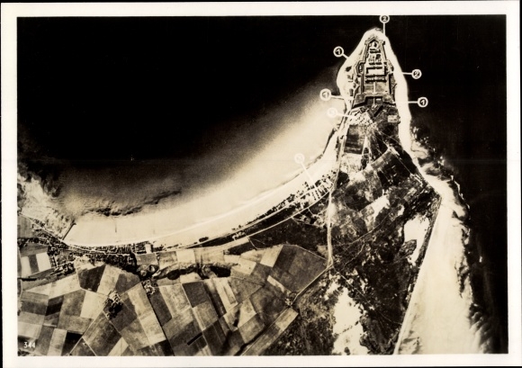 Photo Heinrich Hoffmann, Moray Firth Scotland, fortifications, aerial photo 1939