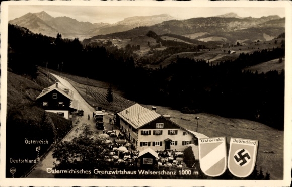 Postcard Riezlern Mittelberg in Vorarlberg, Grenzwirtshaus Walserschanz, border
