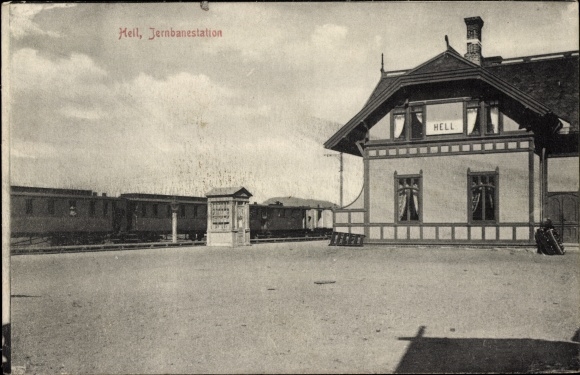 Postcard Hell Norway, Jernbanestation