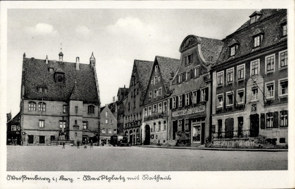 KP Weißenburg w środkowej Frankonii Bawaria, architektura historyczna, plac z budynkami, czarno-biały
