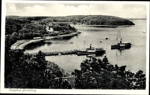 10 old PCs Glücksburg, various views