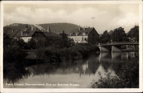 KP Ebermannstadt w Górnej Frankonii, widok na Bahnhofsstrasse